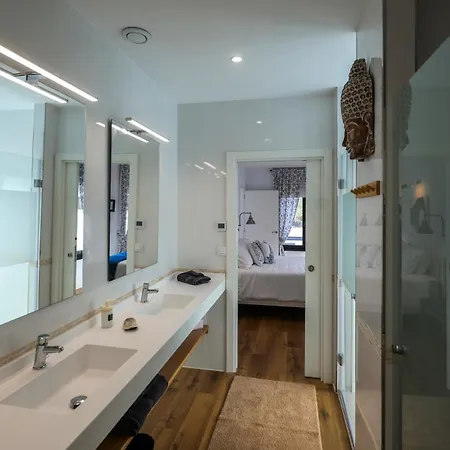 Muramar House San Vicente